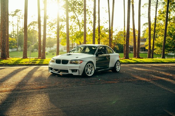 Voitures de course vs voitures de rue : les différences clés
